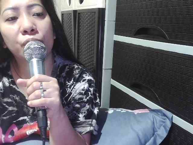 Kazzandra webcam