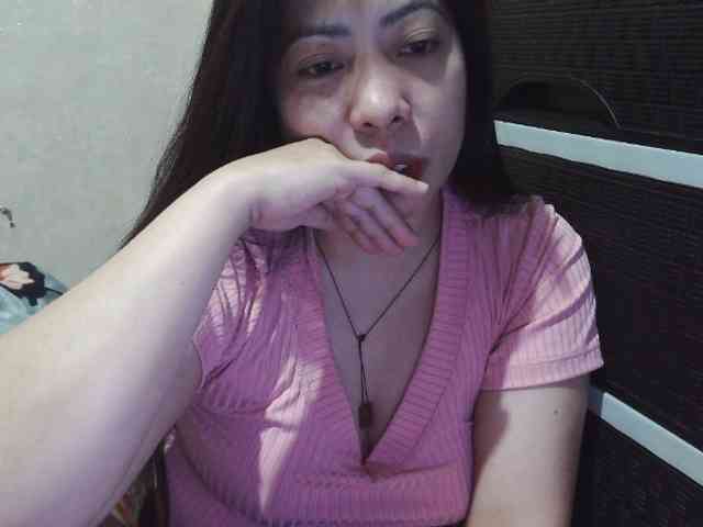 Cassiee webcam