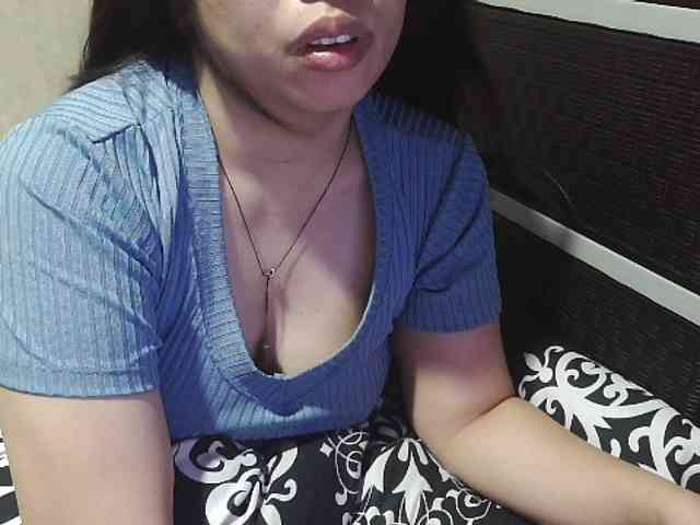 Kazzandra webcam