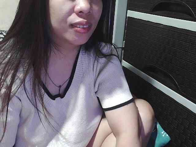 Cassiee webcam