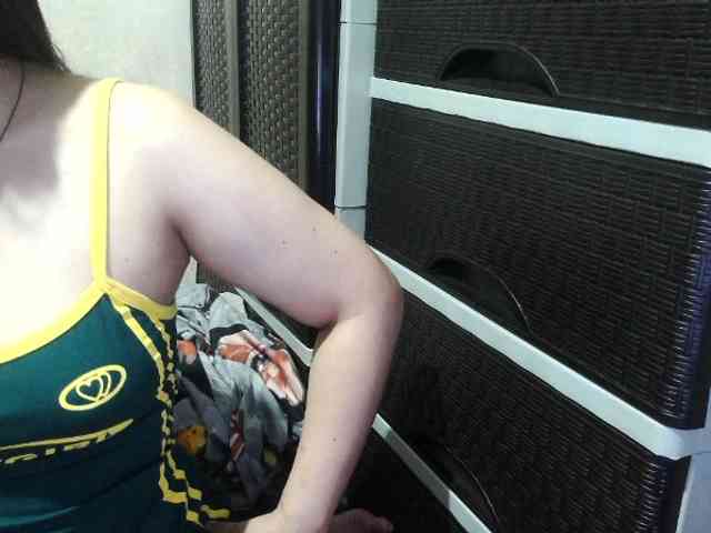 Cassiee webcam