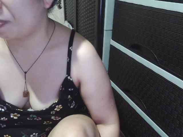 Cassiee webcam