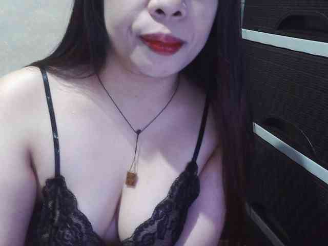 Cassiee webcam