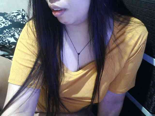 Cassiee webcam
