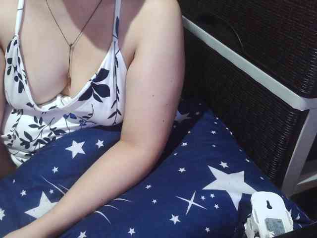 Cassiee webcam