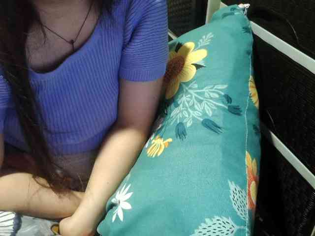 Cassiee webcam