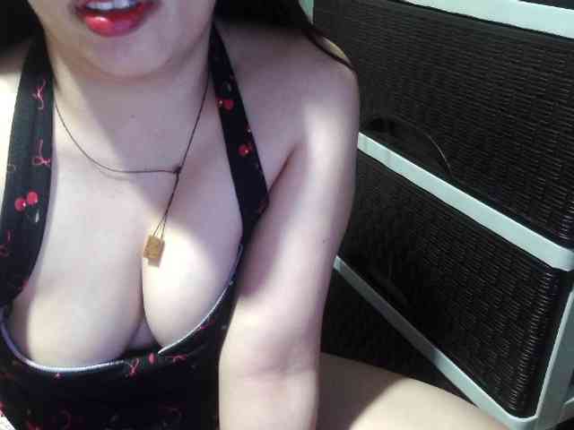 Kazzandra webcam