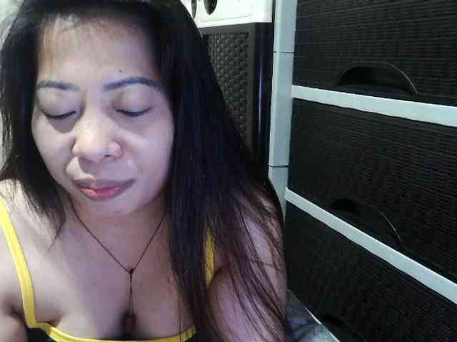 Cassiee webcam