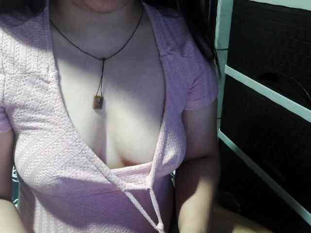 Cassiee webcam