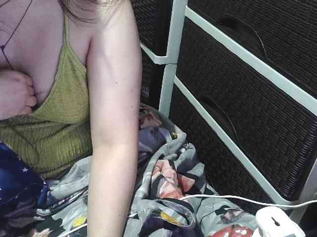 Cassiee webcam
