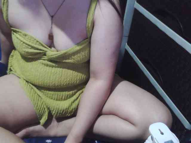 cassiee's live room