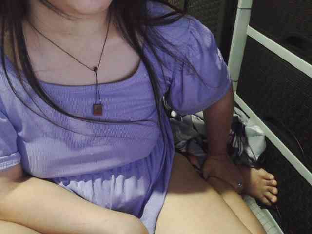 Cassiee webcam