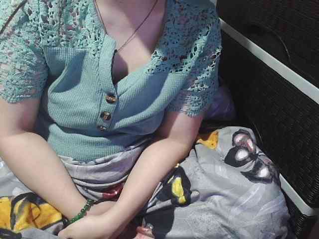Cassiee webcam