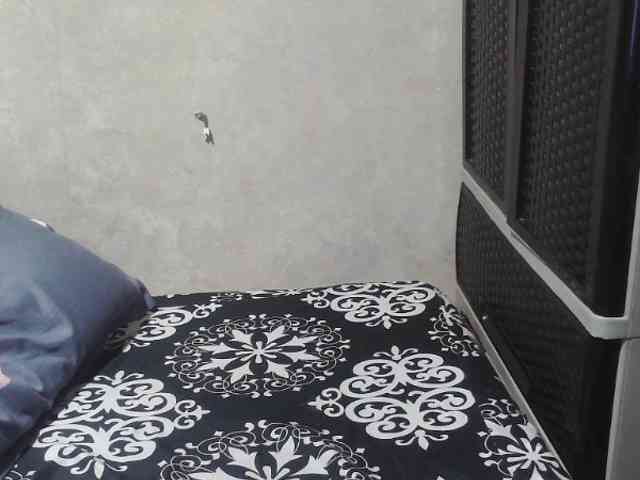 Kazzandra webcam