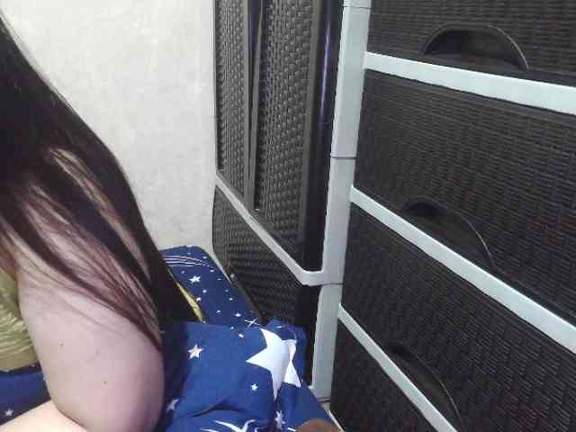 Cassiee webcam