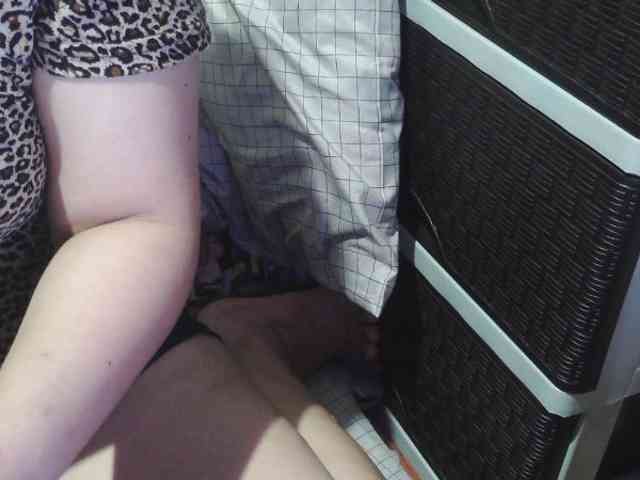 Cassiee webcam