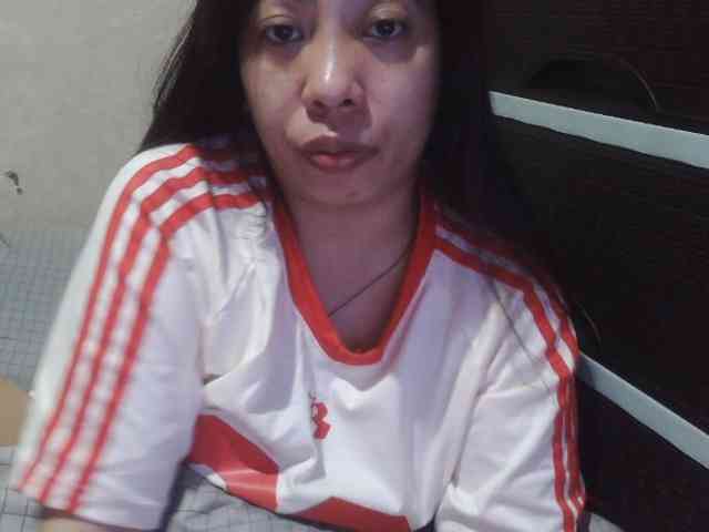 Cassiee webcam