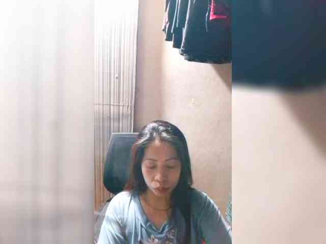 Cassiee webcam