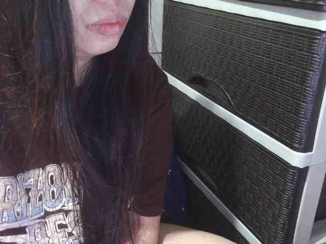 Cassiee webcam