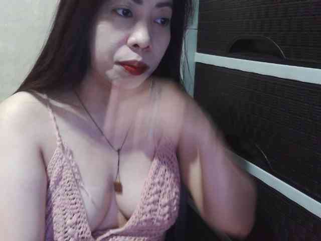 Cassiee webcam