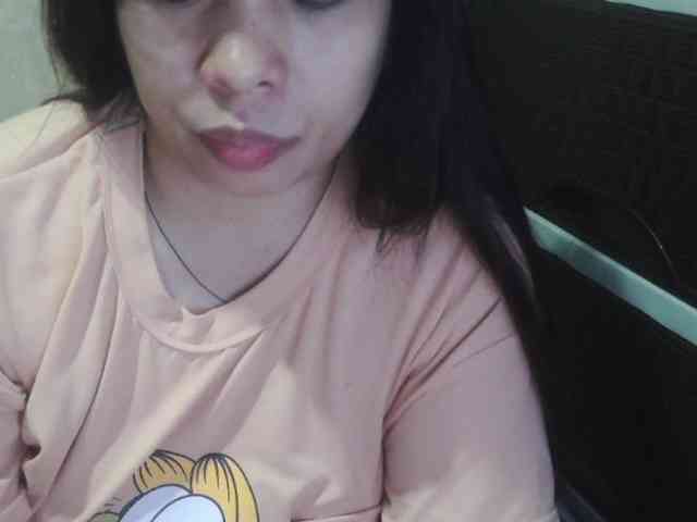 Cassiee webcam