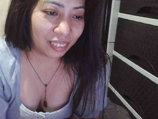 Cassiee webcam