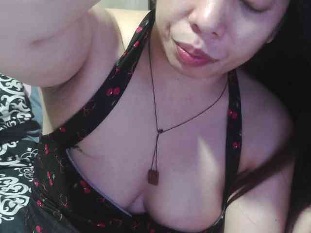 Kazzandra webcam