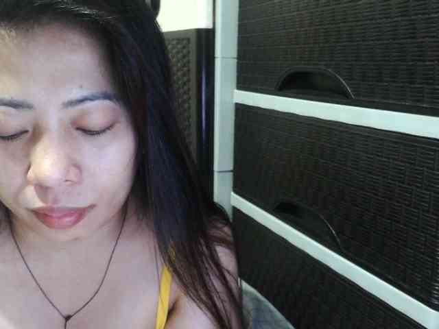 Cassiee webcam