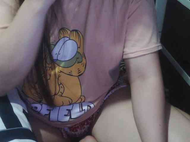 Cassiee webcam