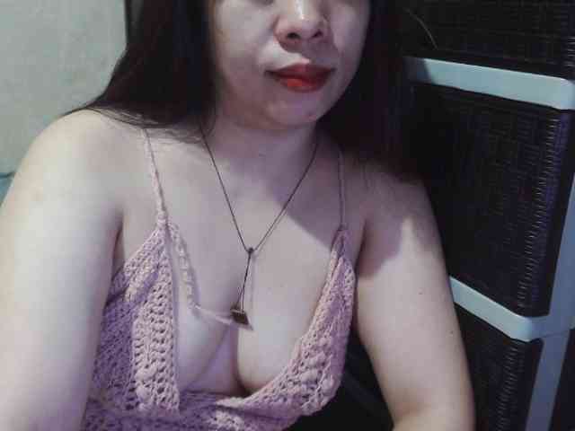 Cassiee webcam
