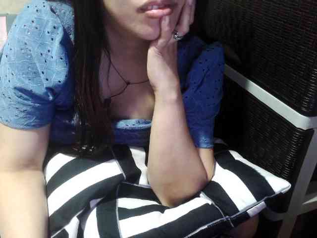 Cassiee webcam