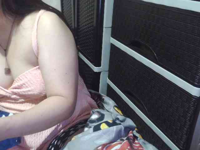 Cassiee webcam