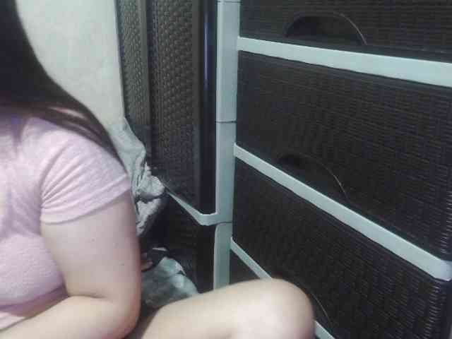 Cassiee webcam
