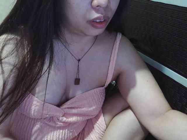 Cassiee webcam