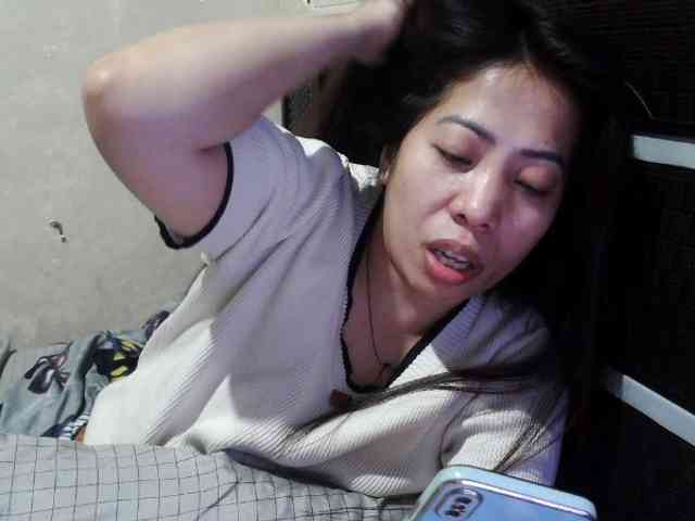 Cassiee webcam