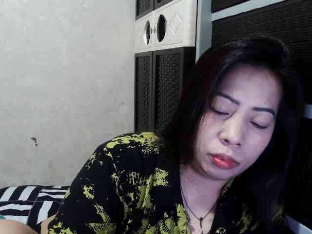 Cassiee webcam