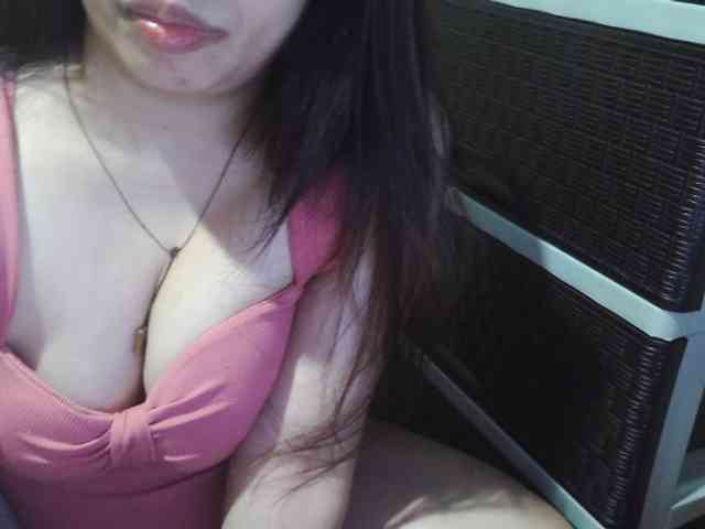 Cassiee webcam