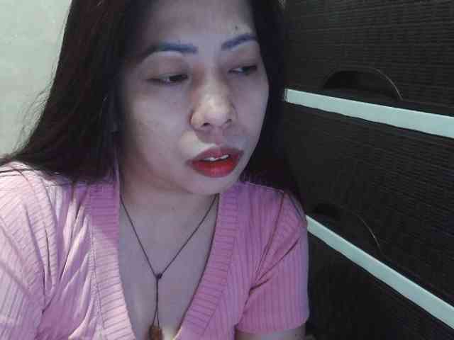 Cassiee webcam