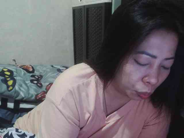Cassiee webcam