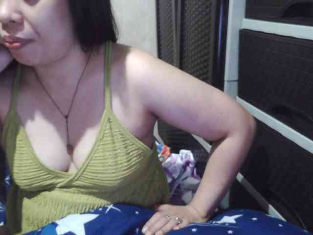 Cassiee webcam