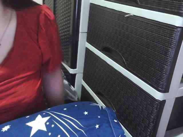 Cassiee webcam