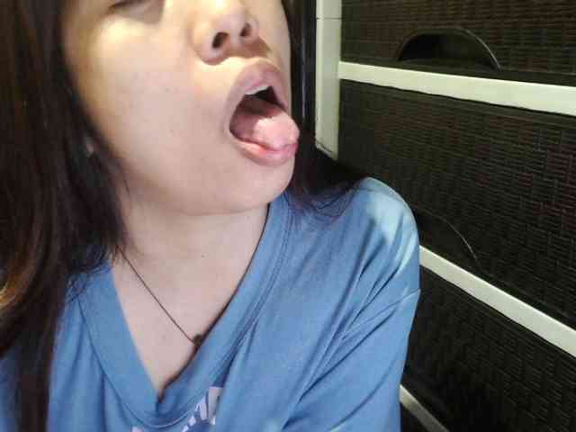 Cassiee webcam