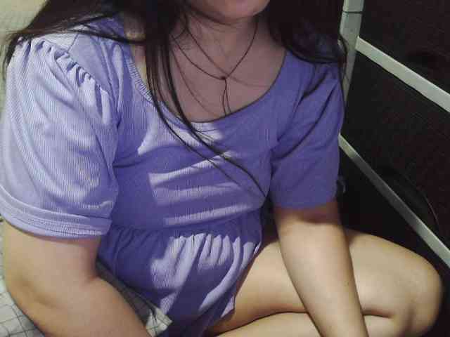 Cassiee webcam