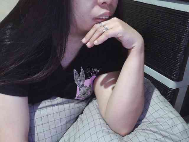 Cassiee webcam