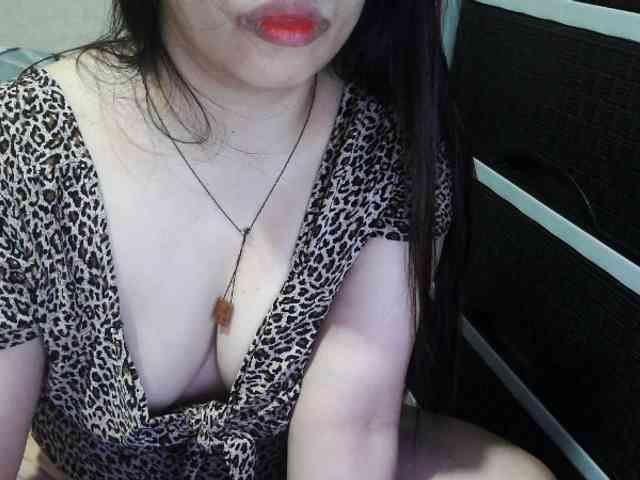 Cassiee webcam