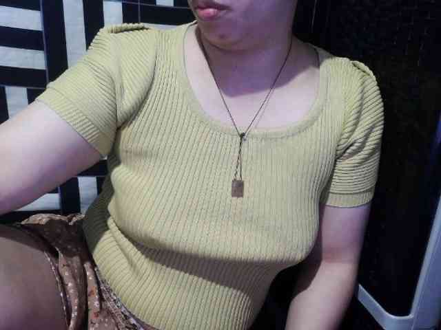 Cassiee webcam