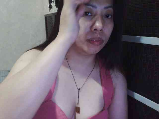Cassiee webcam
