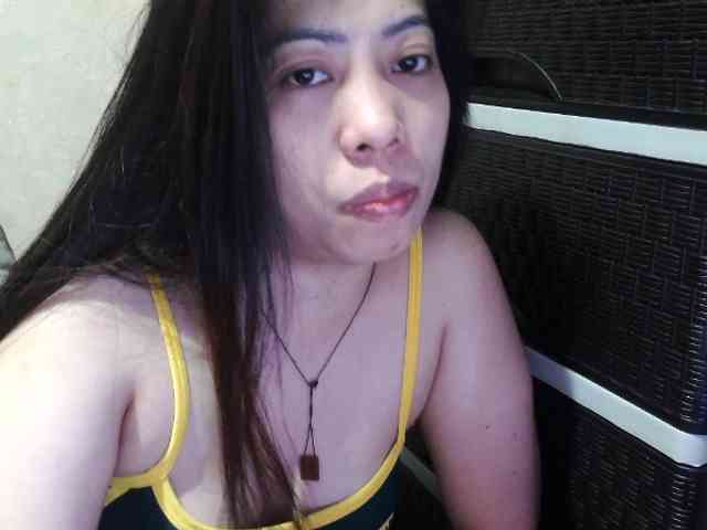 Cassiee webcam