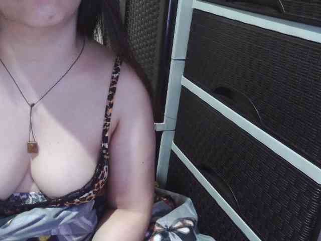 Cassiee webcam