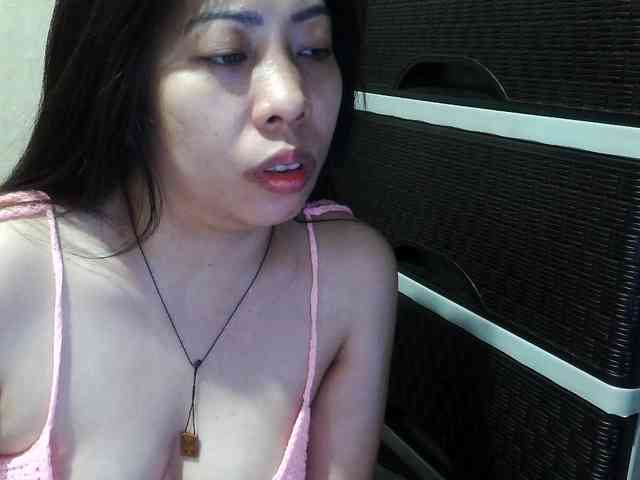 Cassiee webcam
